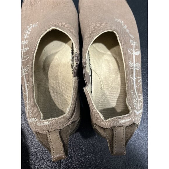 Keen Shoes Womens 7 Brown Willow Slip On Canvas Loafer Outdoor Casual Flat - Picture 6 of 8